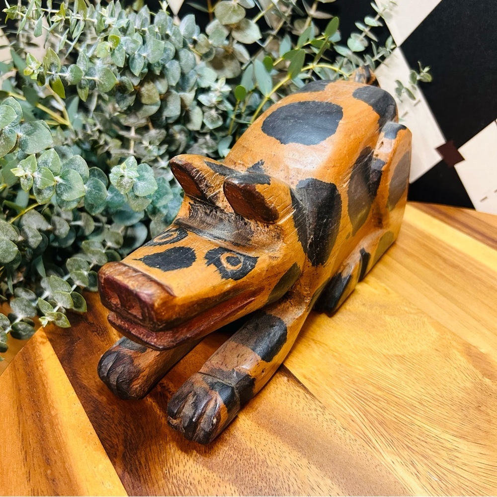 Folk Art Hand-Carved Wooden Pig – Black Spotted Primitive Figurine - Picture 3 of 6
